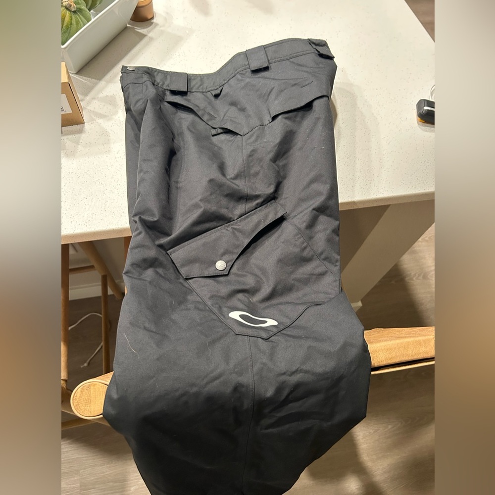 Oakley ski/snowboard pants